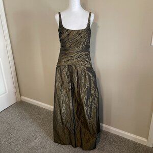 Carmen Marc Valvo Formal Full-Length Dress with Stole